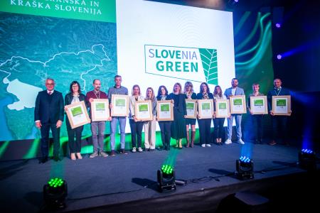 Skupinska fotografija nagrajencev. Foto: S. Kanižaj, STO.